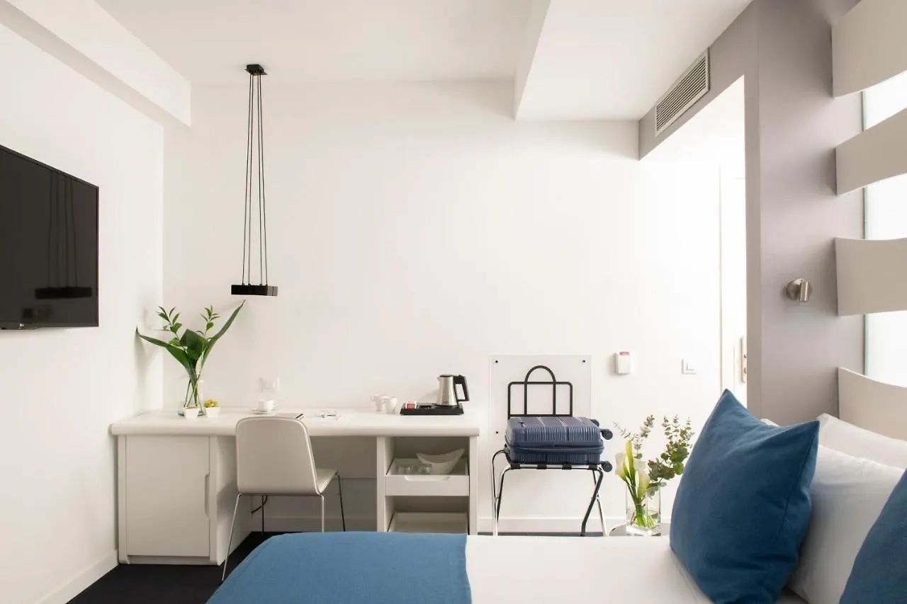 Allegro Barcelona 3*,